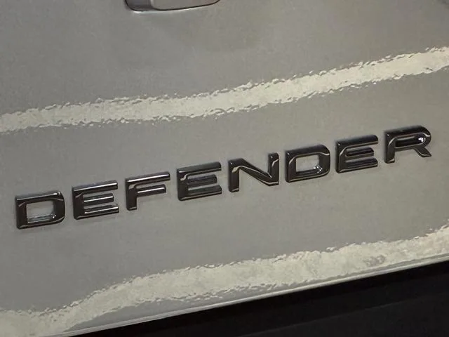 Land Rover Defender 110X-DYNAMIC SE D300 2023 — миниатюра 4
