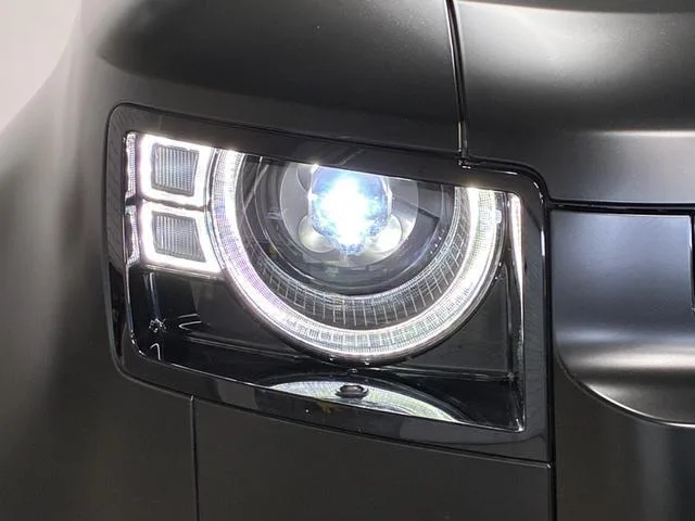 Land Rover DEFENDER 110 EASTNOR EDITION 2023 — миниатюра 5