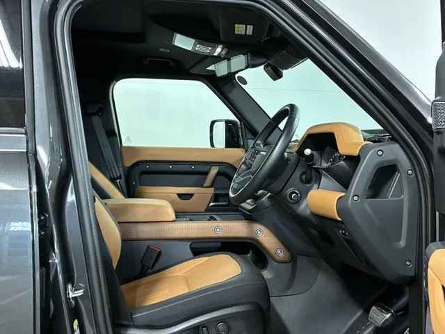 Land Rover DEFENDER 110X D300 2023 — миниатюра 5