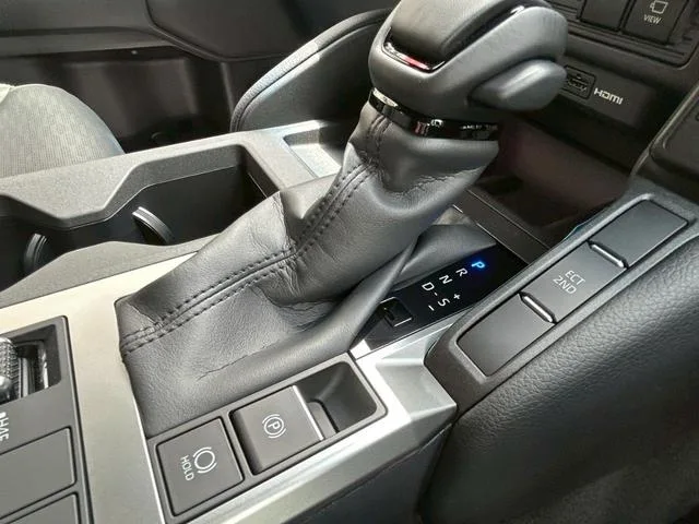 Toyota LAND CRUISER 250 VX 2024 — миниатюра 4