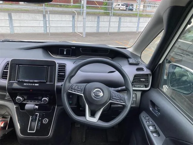 Nissan SERENA 2022 — миниатюра 2