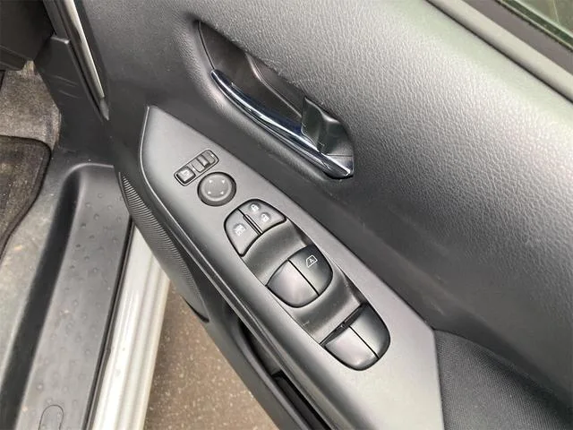 Nissan SERENA 2022 — миниатюра 4
