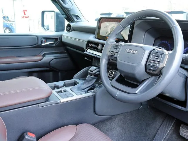 Toyota LAND CRUISER 250 VX FIRST EDITION 2024 — миниатюра 3