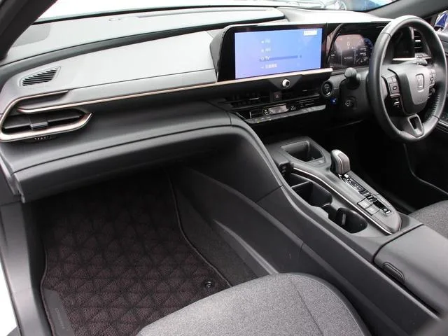 Toyota CROWN CROSSOVER G ADVANCED 2023 — миниатюра 5