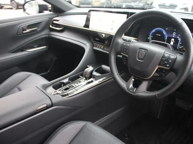 Toyota CROWN SPORT Z 2024 — миниатюра 5