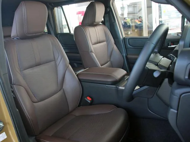 Toyota LAND CRUISER 250 VX FIRST EDITION 2024 — миниатюра 3