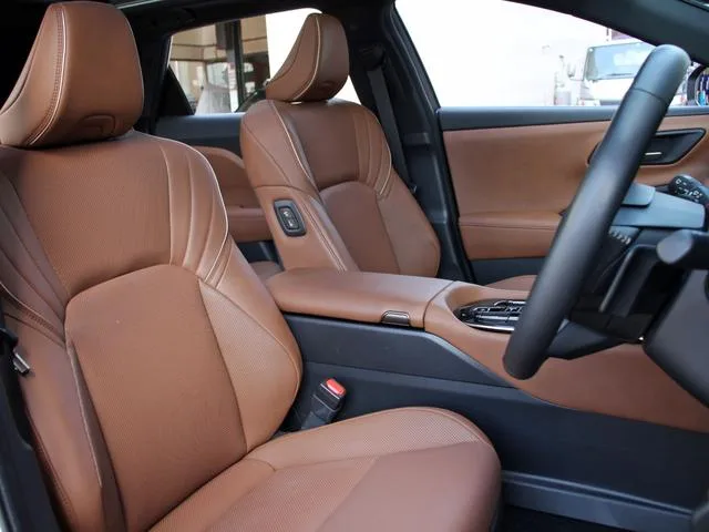 Toyota CROWN ESTATE Z 2025 — миниатюра 4