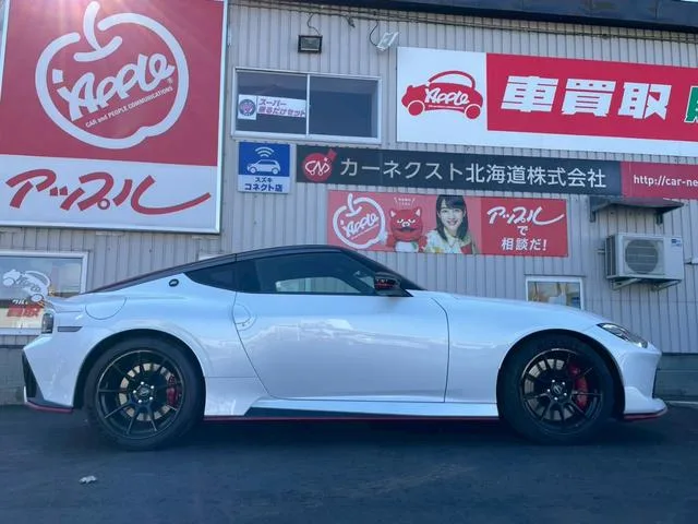 Nissan FAIRLADY Z NISMO 2024 — миниатюра 2