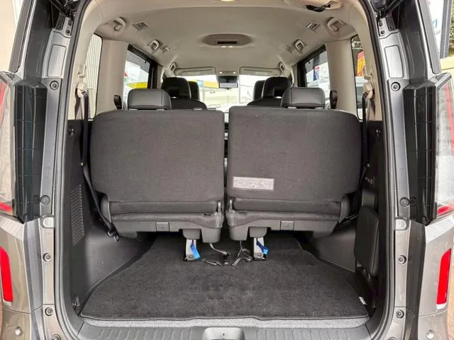 Nissan SERENA E-4ORCE HIGHWAY STAR V 2024 — миниатюра 5