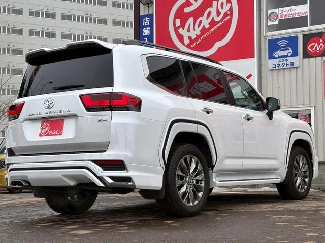 Toyota Land Cruiser ZX 2023 — миниатюра 3