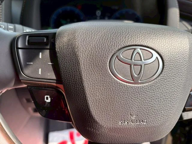 Toyota VELLFIRE HYBRID Z PREMIER 2023 — миниатюра 4