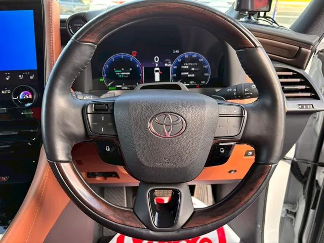 Toyota VELLFIRE HYBRID Z PREMIER 2023 — миниатюра 3