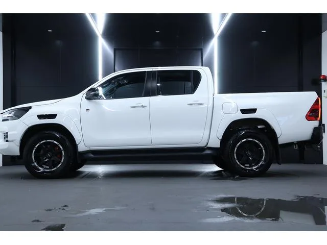 Toyota HILUX Z GR SPORT 2023 — миниатюра 3