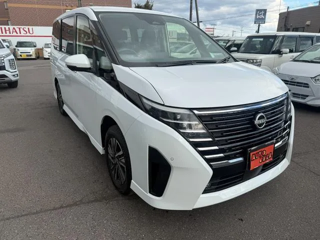 Nissan SERENA HIGHWAY STAR V 2023 — миниатюра 2