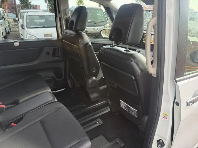 Nissan SERENA HIGHWAY STAR V 2023 — миниатюра 5