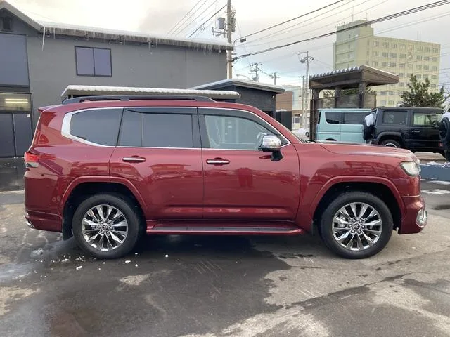 Toyota LAND CRUISER ZX 2023 — миниатюра 2