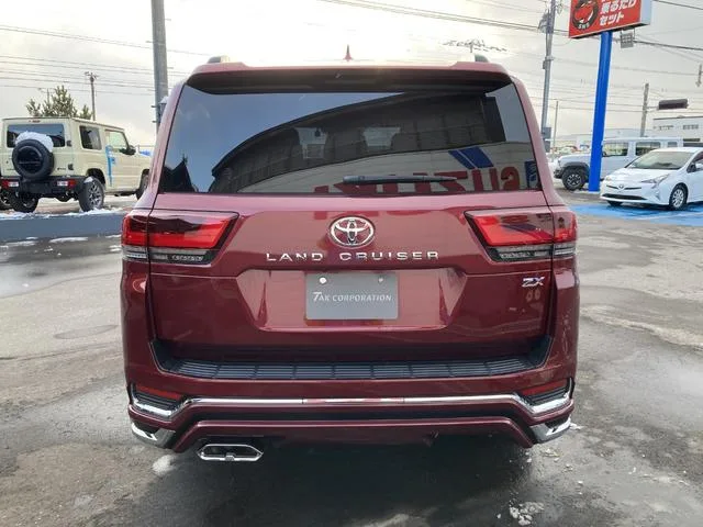 Toyota LAND CRUISER ZX 2023 — миниатюра 3