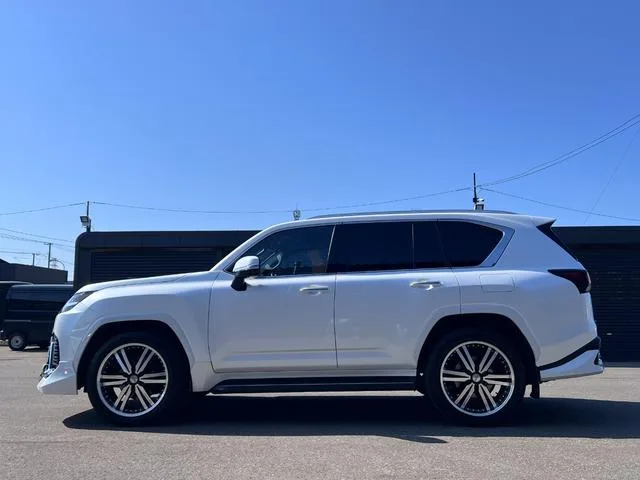 Lexus LX LX600 EXECUTIVE 2023 — миниатюра 2
