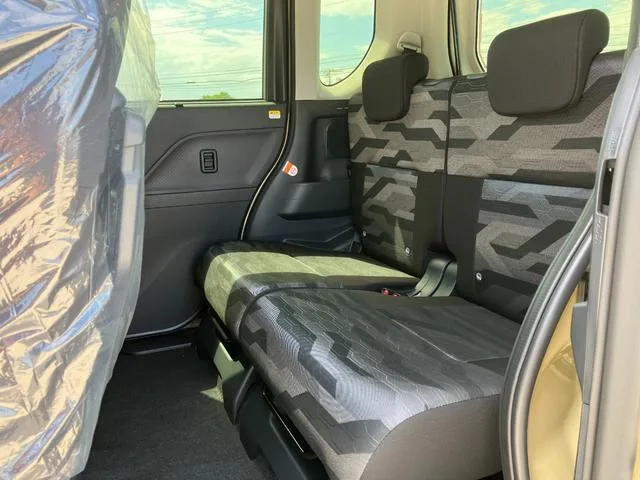 Daihatsu TANTO FUN CR0SS 2024 — миниатюра 4