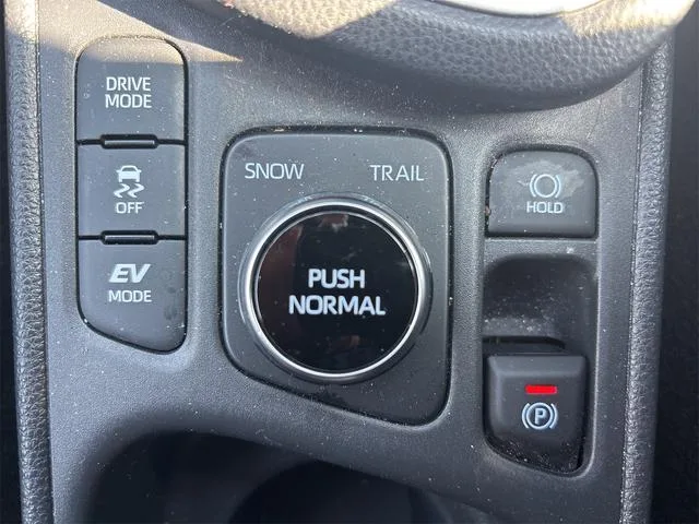 Toyota YARIS CROSS HYBRID Z 2023 — миниатюра 2