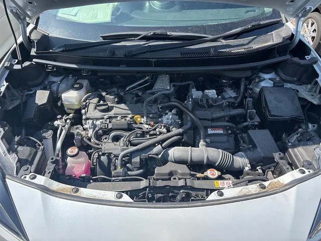 Toyota YARIS CROSS HYBRID Z 2023 — миниатюра 5