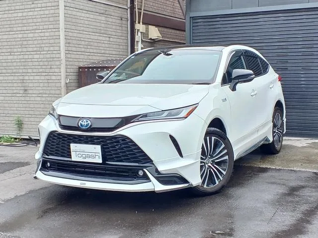 Toyota HARRIER PHEV Z 2023 — фото 1, купить с доставкой в Москву