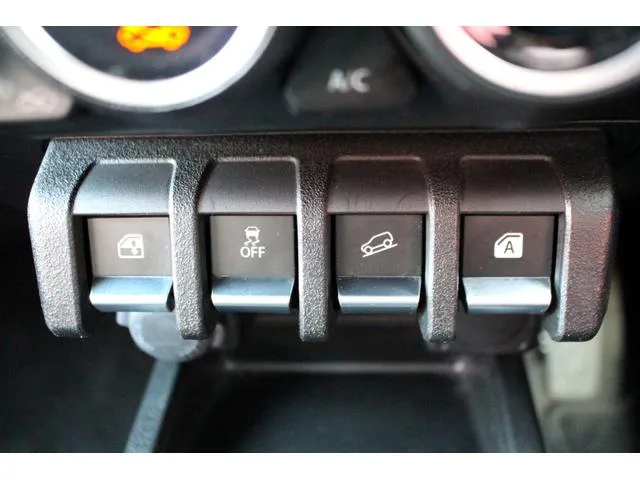Suzuki Jimny 2022 — миниатюра 3