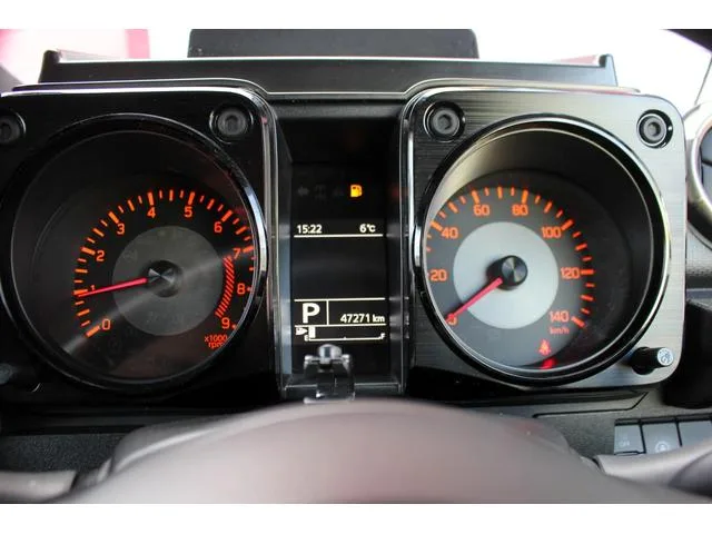 Suzuki Jimny 2022 — миниатюра 5