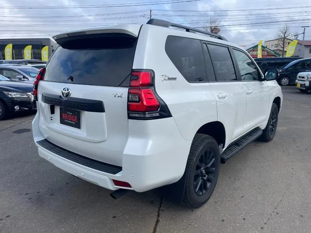 Toyota LAND CRUISER PRADO TX L PACKAGE MATT BLACK EDITION 2023 — миниатюра 3