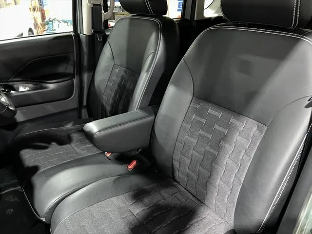 Mitsubishi DELICA MINI T PREMIUM 2024 — миниатюра 4