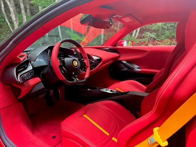 Ferrari SF90 Stradale BASE GRADE 2023 — миниатюра 4