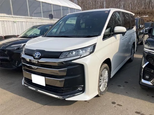 Toyota NOAH HYBRID S-Z 2025 — фото 1, купить с доставкой в Москву