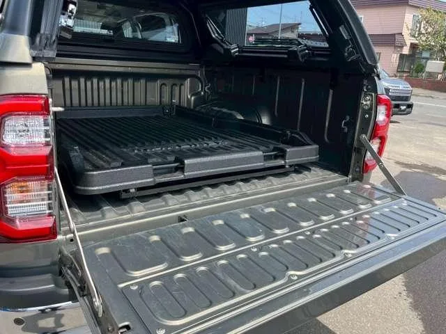 Toyota HILUX Z 2023 — миниатюра 4