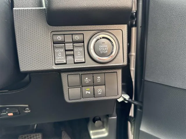 Daihatsu TANTO CUSTOM RS 2023 — миниатюра 2