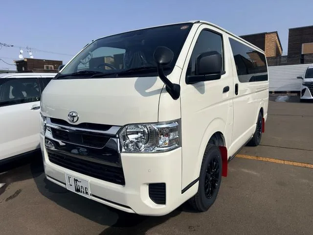 Toyota HIACE VAN DX 2026 — фото 1, купить с доставкой в Москву