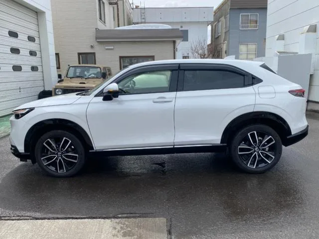 Honda VEZEL E:HEV Z 2024 — миниатюра 2