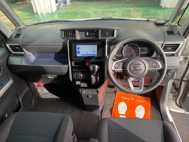 Toyota ROOMY CUSTOM G 2024 — миниатюра 4