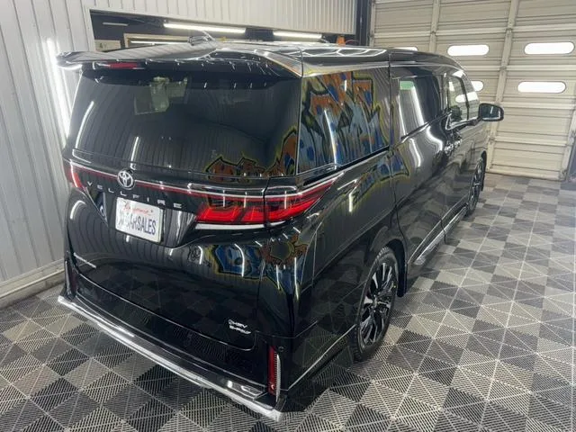 Toyota VELLFIRE HYBRID EXECUTIVE LOUNGE 2025 — миниатюра 4