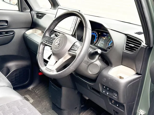 Mitsubishi DELICA MINI T PREMIUM 2023 — миниатюра 2