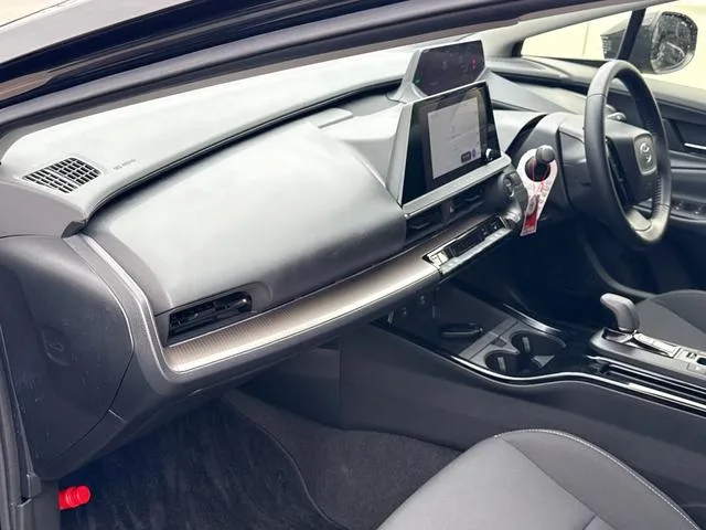 Toyota PRIUS G 2023 — миниатюра 3