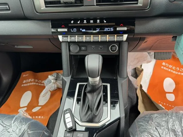 Mitsubishi TRITON GSR 2024 — миниатюра 3