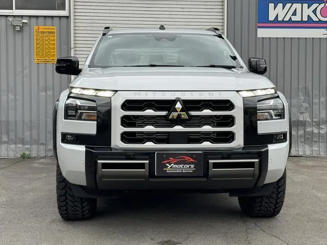 Mitsubishi TRITON GSR 2024 — миниатюра 4