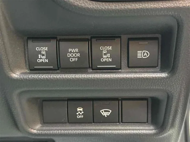 Toyota SIENTA HYBRID Z 2023 — миниатюра 5