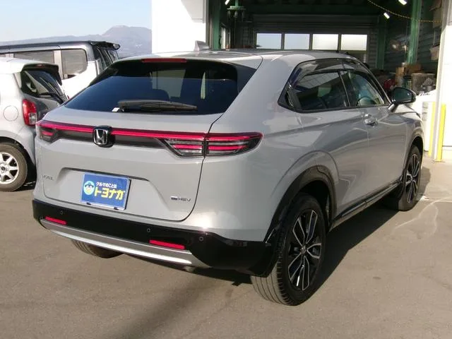 Honda VEZEL E:HEV Z 2025 — миниатюра 2