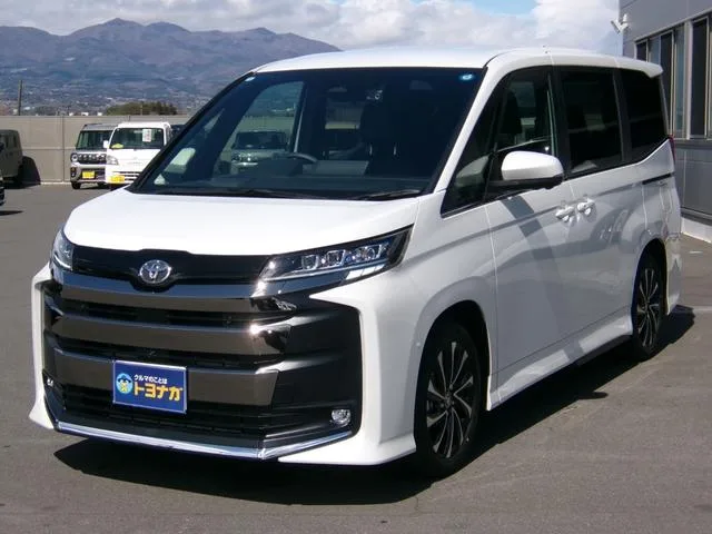 Toyota NOAH HYBRID S-Z 2026 — фото 1, купить с доставкой в Москву