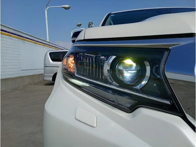 Toyota LAND CRUISER PRADO TX L PACKAGE 2023 — миниатюра 2