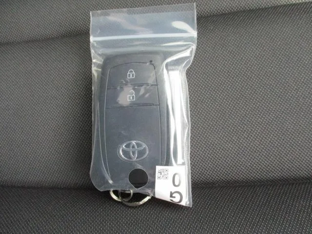 Toyota Yaris X 2026 — миниатюра 3