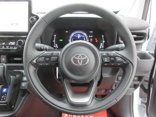 Toyota SIENTA HYBRID Z 2025 — миниатюра 3
