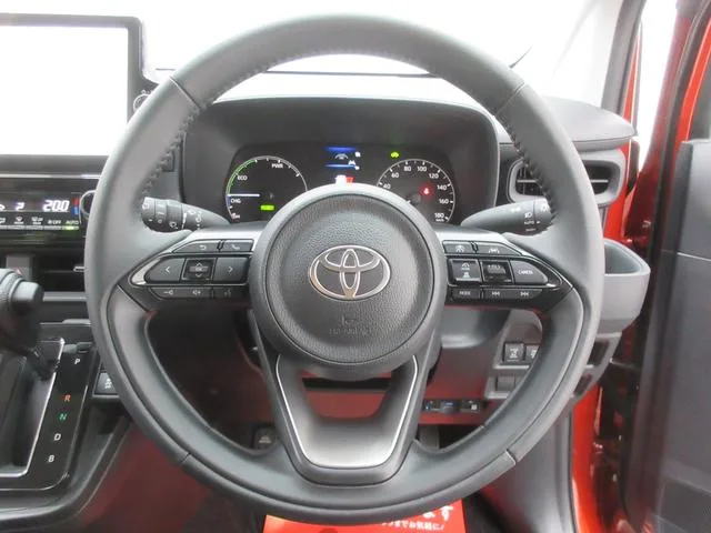 Toyota SIENTA HYBRID G 2024 — миниатюра 3