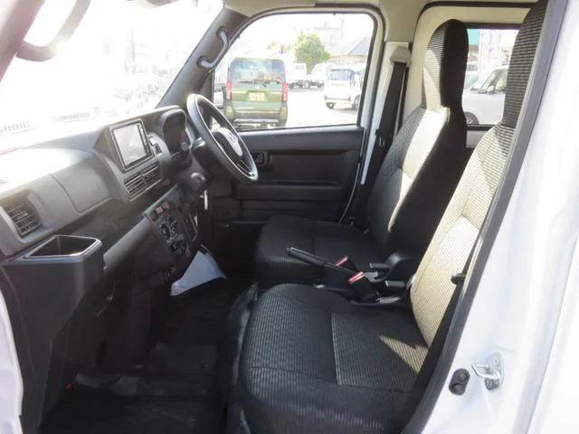 Daihatsu HIJET CARGO DX 2022 — миниатюра 3